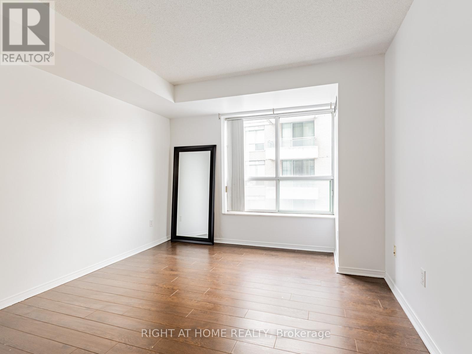 908 - 29 Pemberton Avenue, Toronto, Ontario  M2M 4L5 - Photo 13 - C12636580