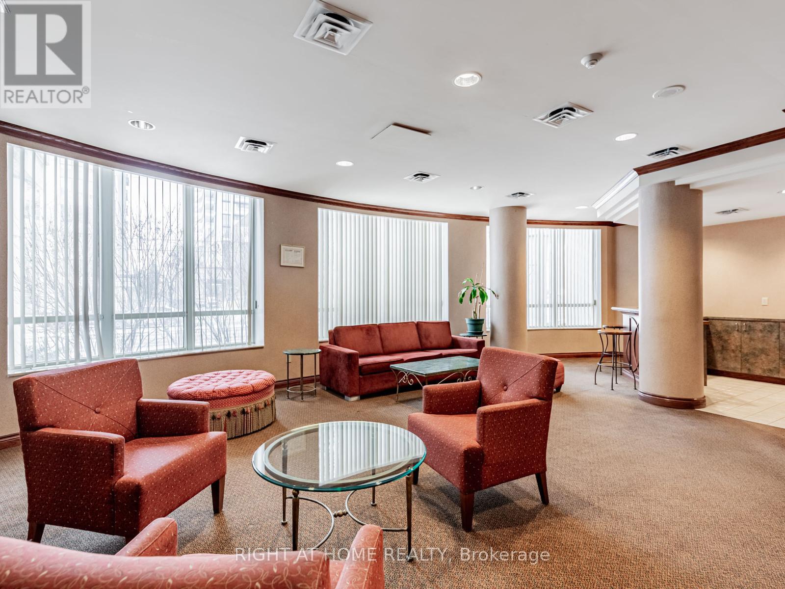 908 - 29 Pemberton Avenue, Toronto, Ontario  M2M 4L5 - Photo 23 - C12636580