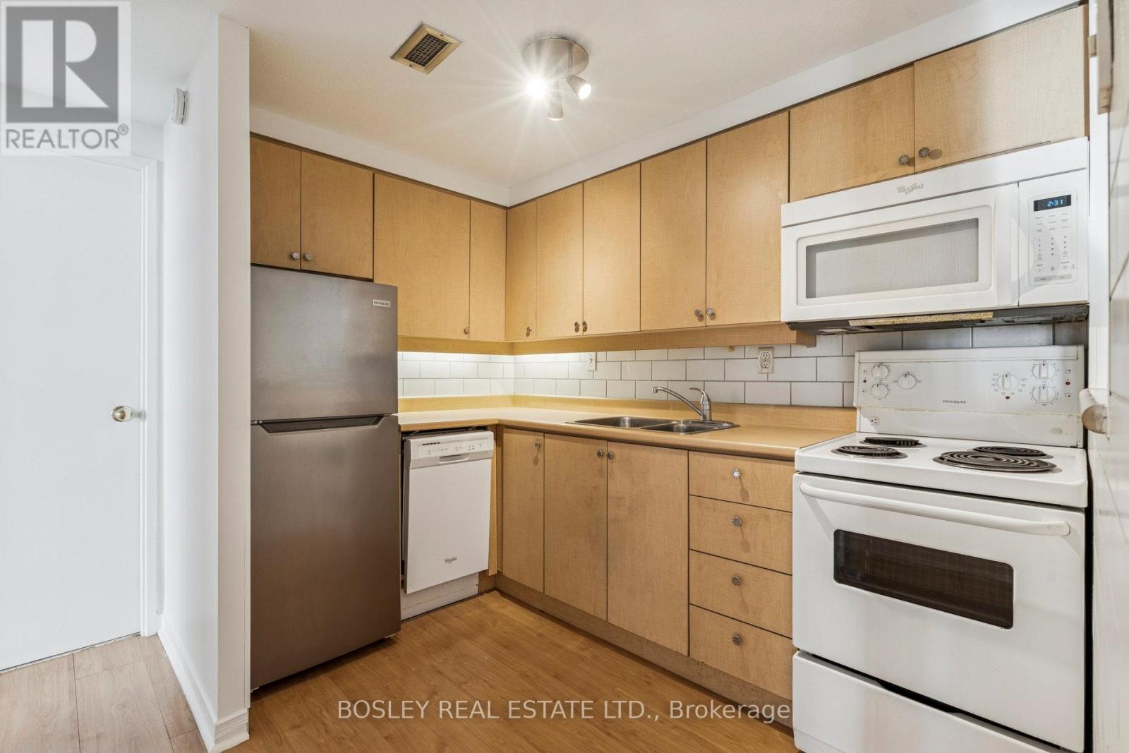 909 - 720 Spadina Avenue, Toronto, Ontario  M5S 2T9 - Photo 11 - C12636598