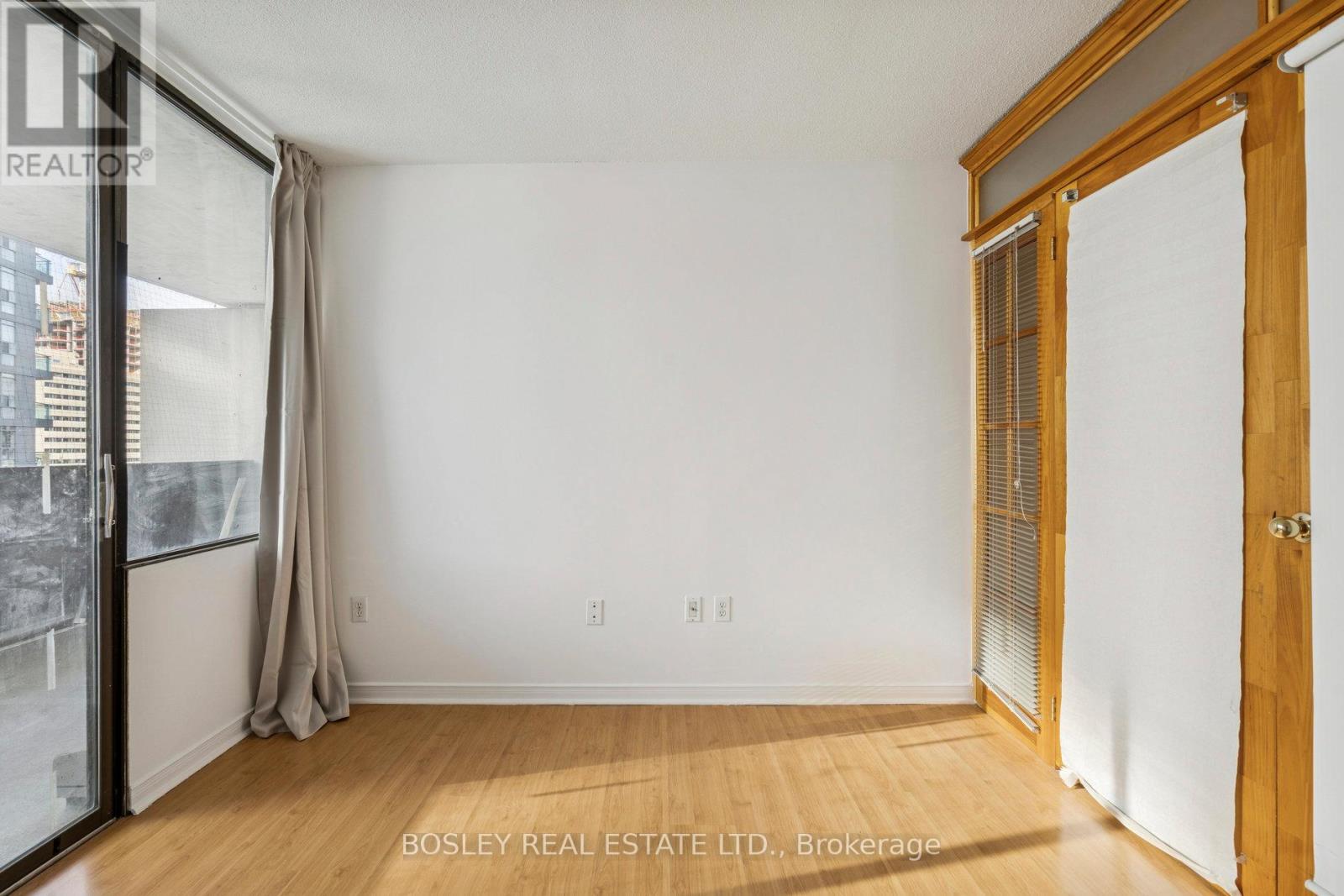 909 - 720 Spadina Avenue, Toronto, Ontario  M5S 2T9 - Photo 18 - C12636598