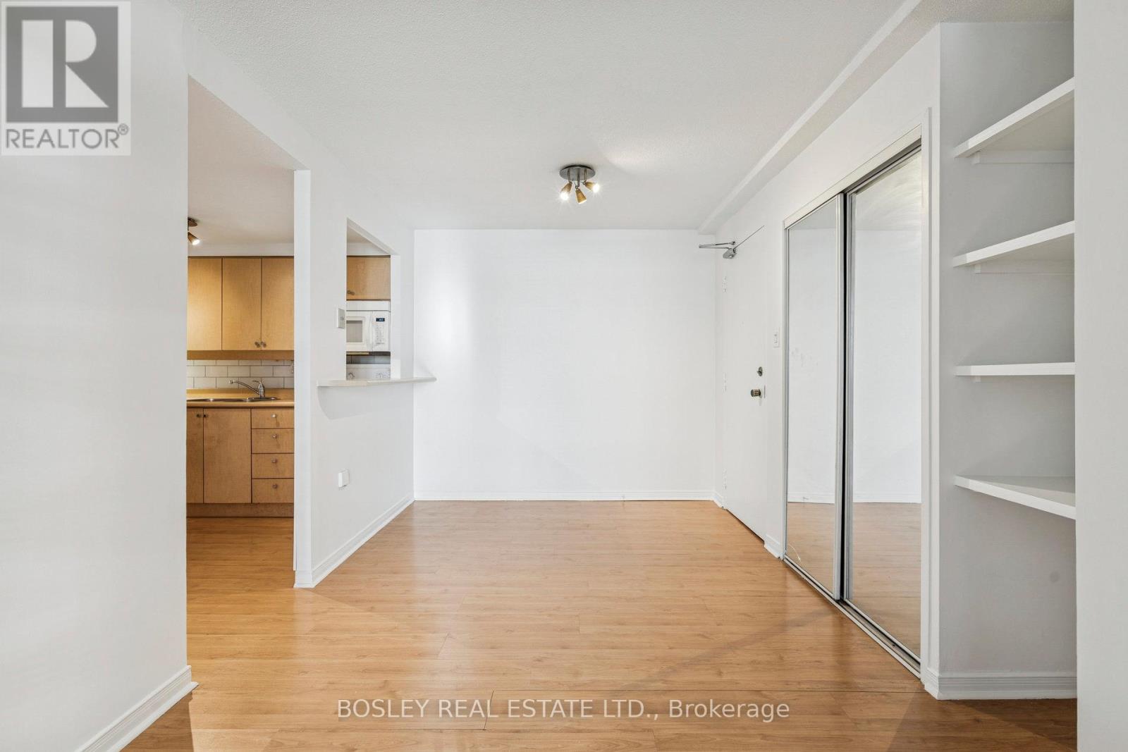 909 - 720 Spadina Avenue, Toronto, Ontario  M5S 2T9 - Photo 6 - C12636598