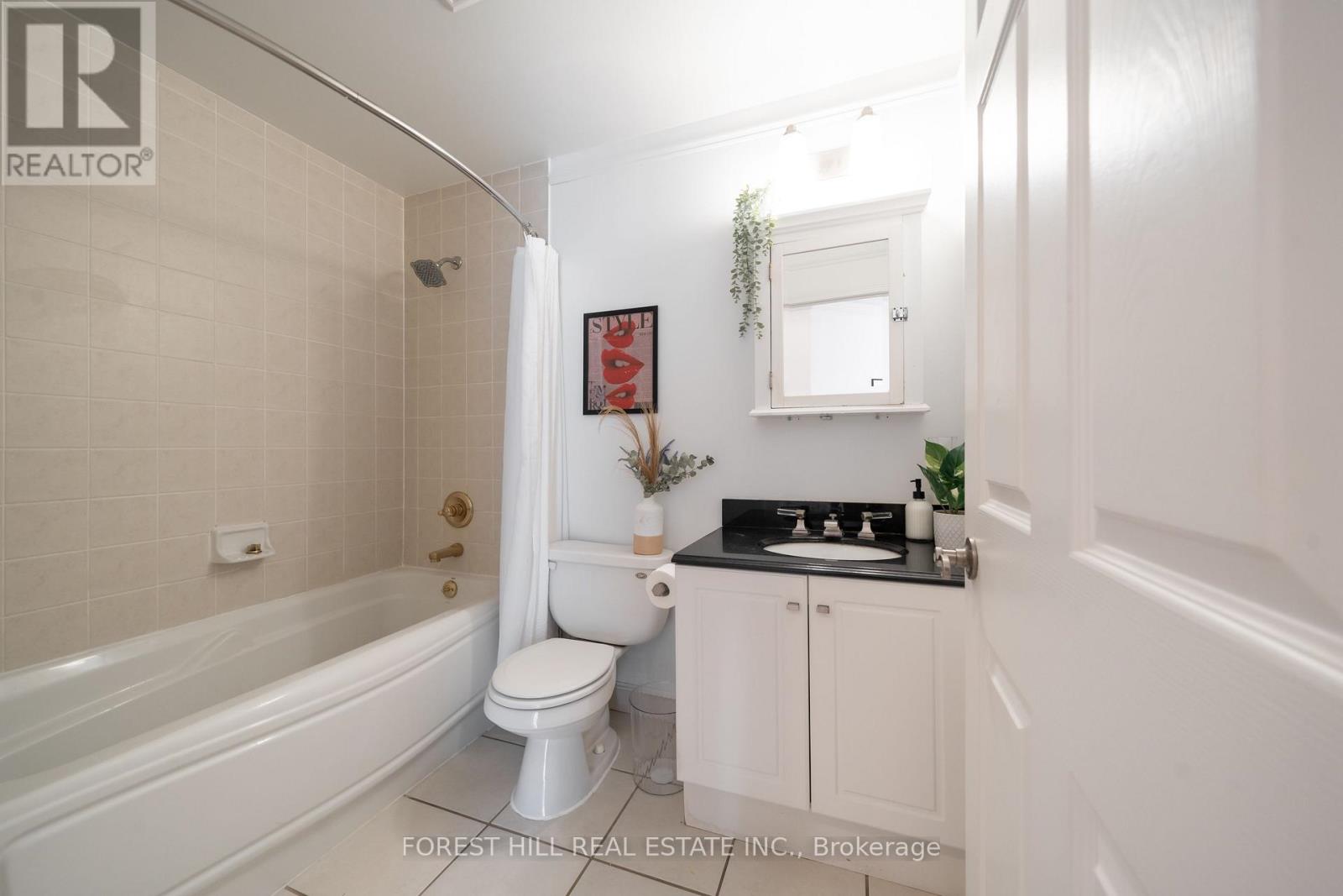 701 - 115 Richmond Street E, Toronto, Ontario  M5C 3H6 - Photo 15 - C12636670