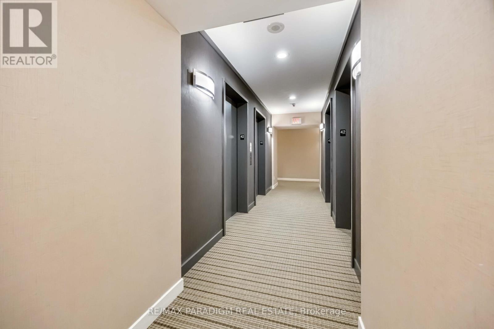 4209 - 55 Bremner Boulevard, Toronto, Ontario  M5J 0A6 - Photo 4 - C12636674