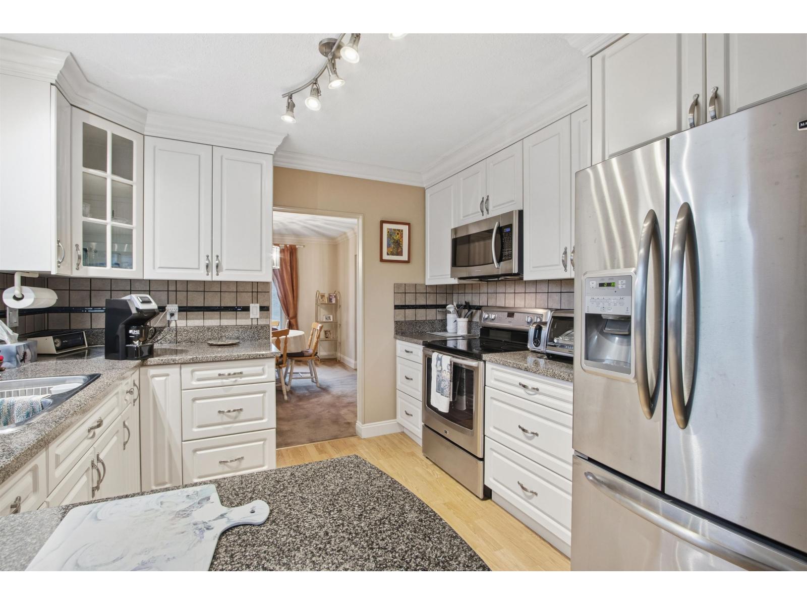 5917 Kildare Place, Surrey, British Columbia  V3S 6B2 - Photo 13 - R3073387