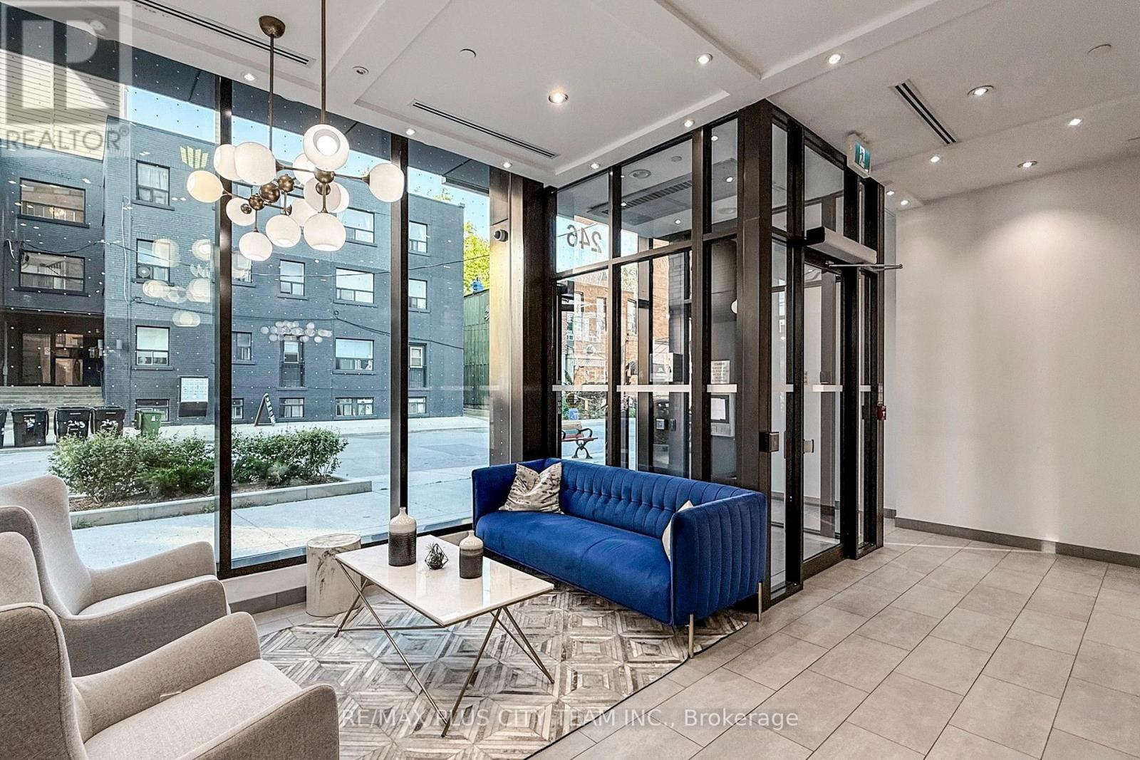 305 - 246 Logan Avenue, Toronto, Ontario  M4M 0E9 - Photo 16 - E12636582