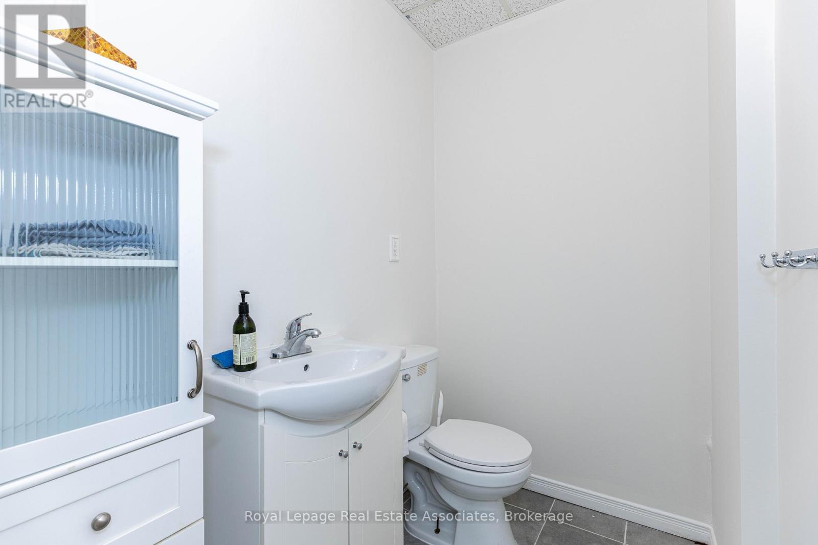 201 - 873 Broadview Avenue, Toronto, Ontario  M4K 2P9 - Photo 12 - E12636628