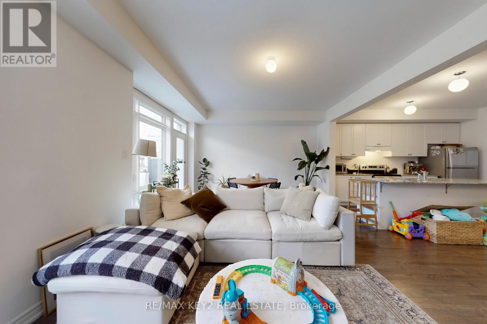 509 Littlewood Lane, Ajax, Ontario  L1S 0H1 - Photo 5 - E12636658