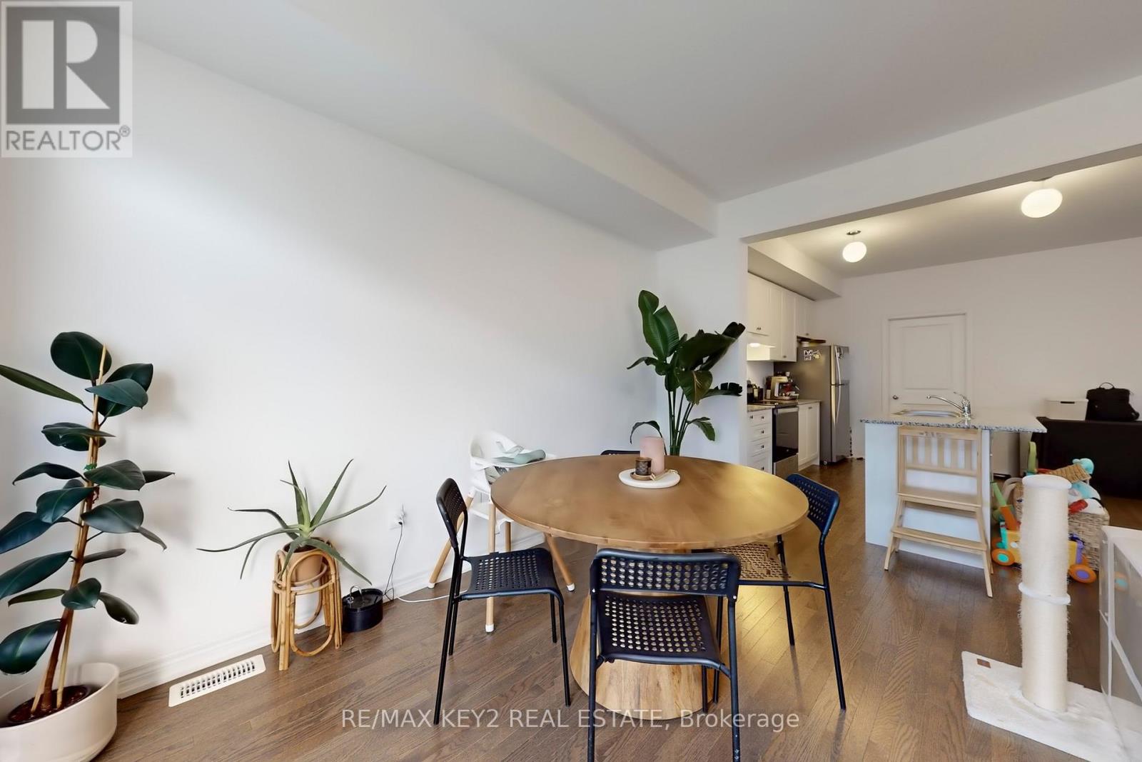 509 Littlewood Lane, Ajax, Ontario  L1S 0H1 - Photo 8 - E12636658