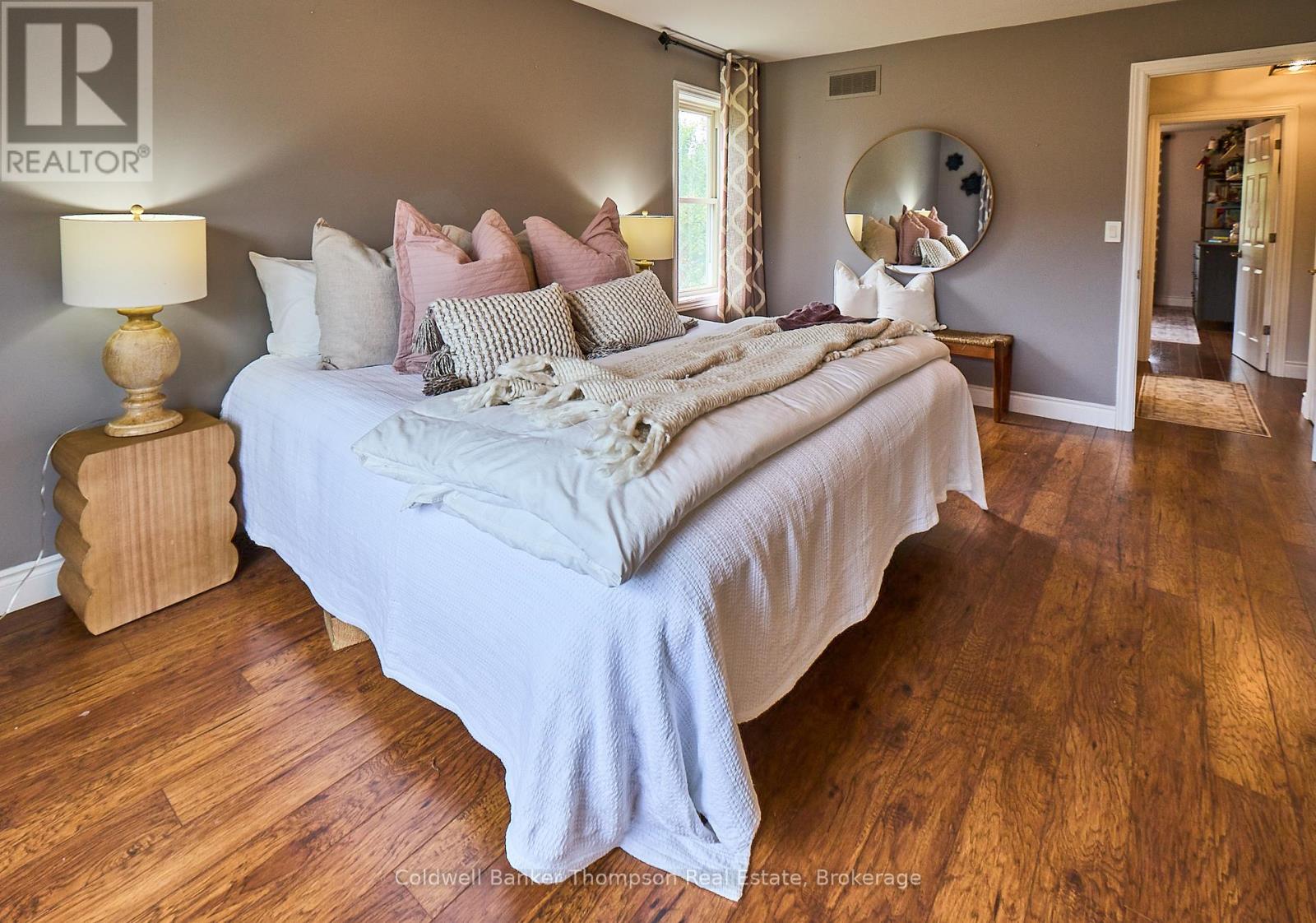 11 Thomas Crescent, Huntsville, Ontario P1H 2M3 - Photo 22 - X12338305