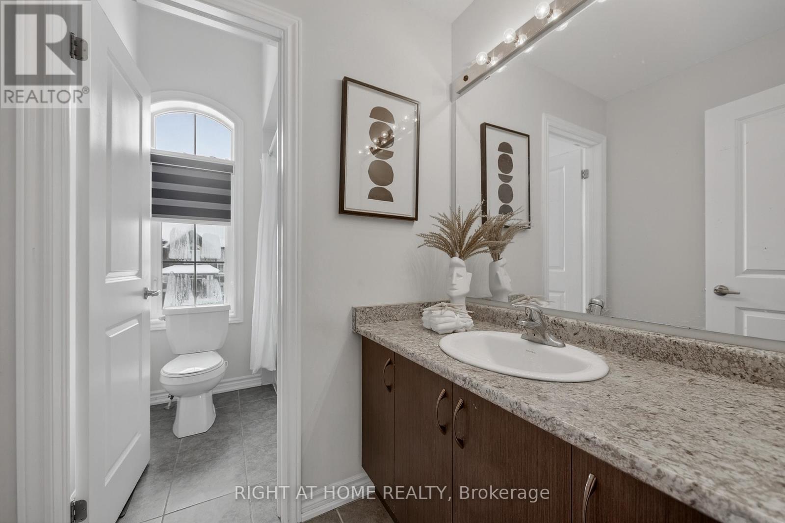 1218 Corby Way, Innisfil, Ontario  L9S 0R1 - Photo 36 - N12636558