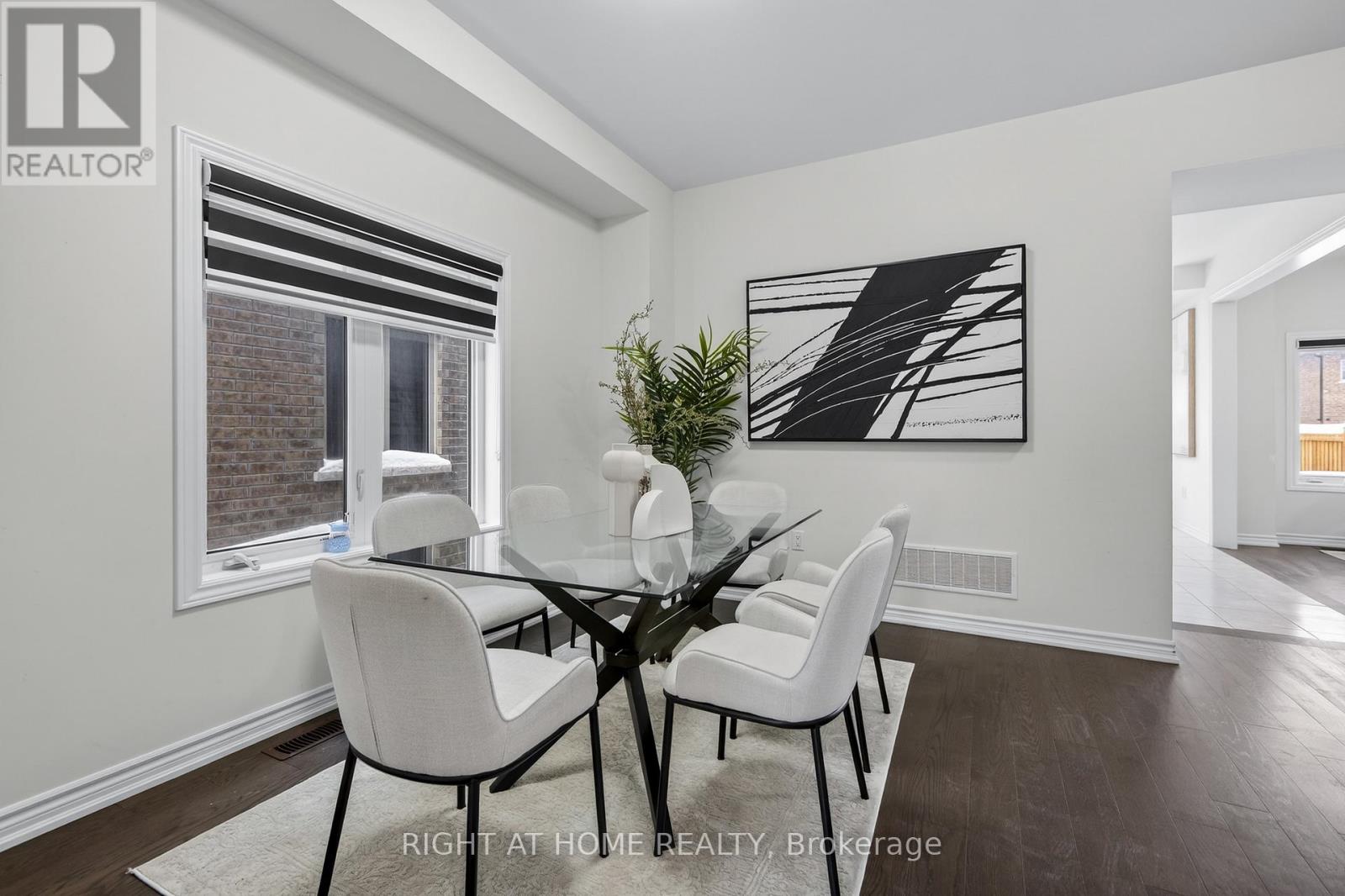 1218 Corby Way, Innisfil, Ontario  L9S 0R1 - Photo 6 - N12636558