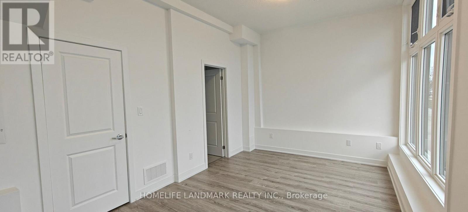 5494 Main Street, Whitchurch-Stouffville, Ontario  L4A 4W8 - Photo 4 - N12636646