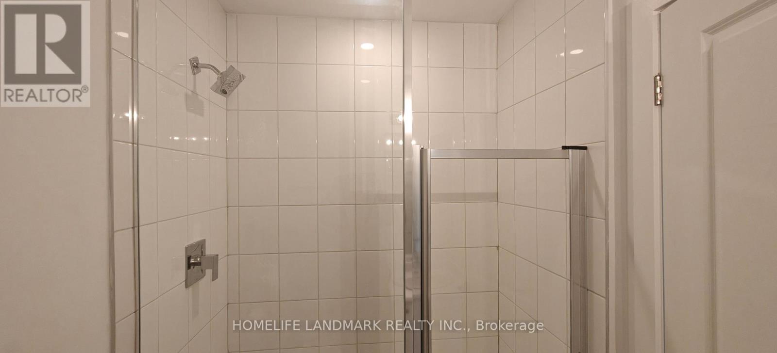 5494 Main Street, Whitchurch-Stouffville, Ontario  L4A 4W8 - Photo 6 - N12636646