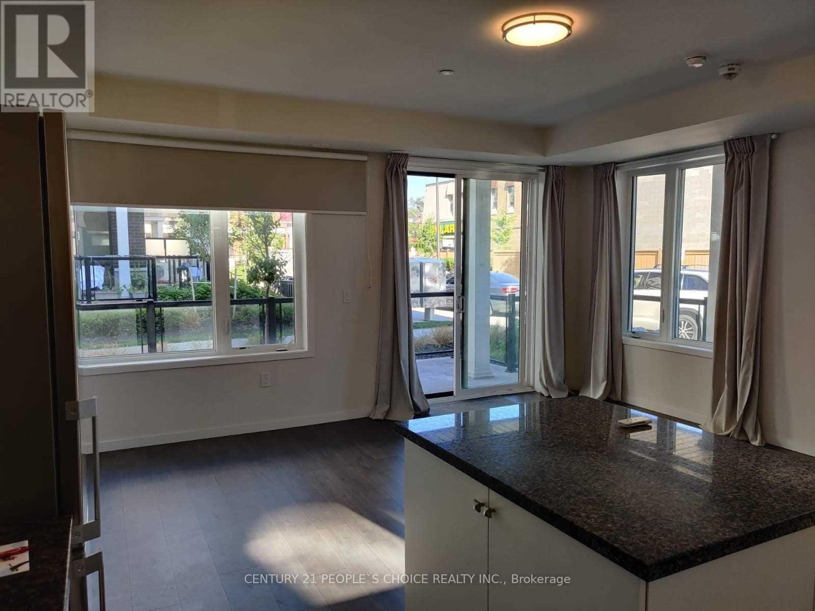 63 - 300 Alex Gardner Circle S, Aurora, Ontario  L4G 3G5 - Photo 8 - N12636668