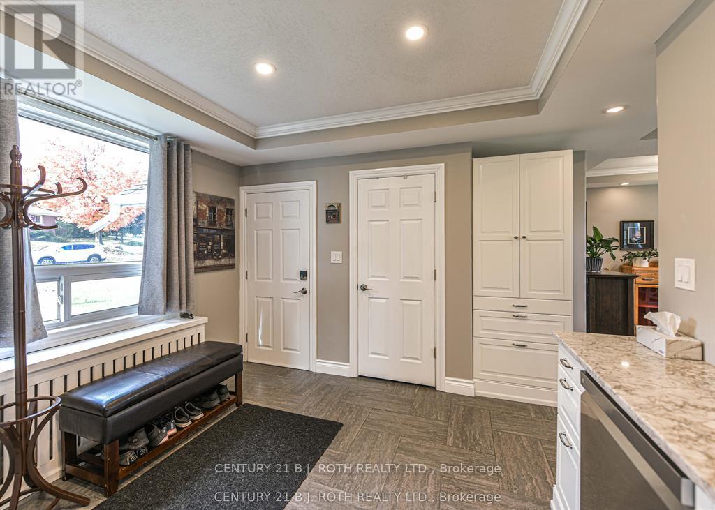 16 First Street, Orillia, Ontario  L3V 4A9 - Photo 10 - S12636590