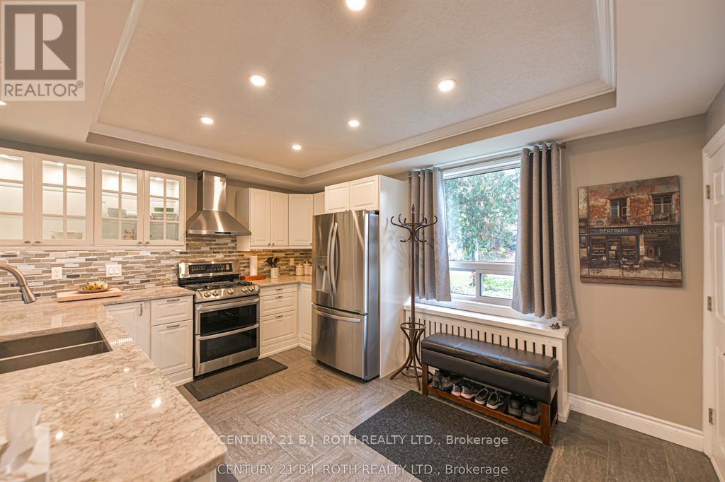 16 First Street, Orillia, Ontario  L3V 4A9 - Photo 11 - S12636590