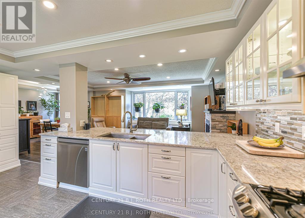 16 First Street, Orillia, Ontario  L3V 4A9 - Photo 15 - S12636590