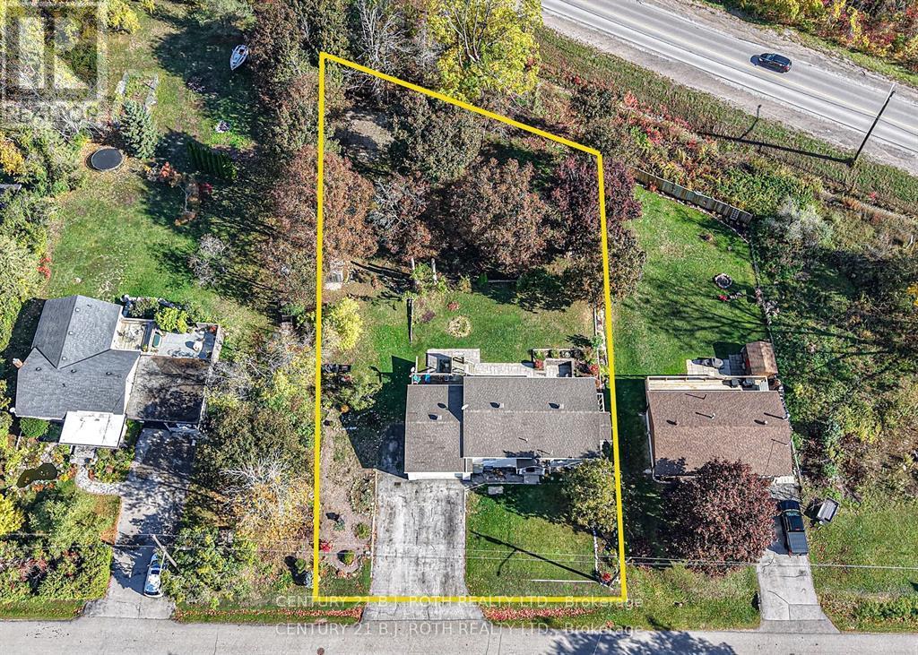 16 First Street, Orillia, Ontario  L3V 4A9 - Photo 2 - S12636590