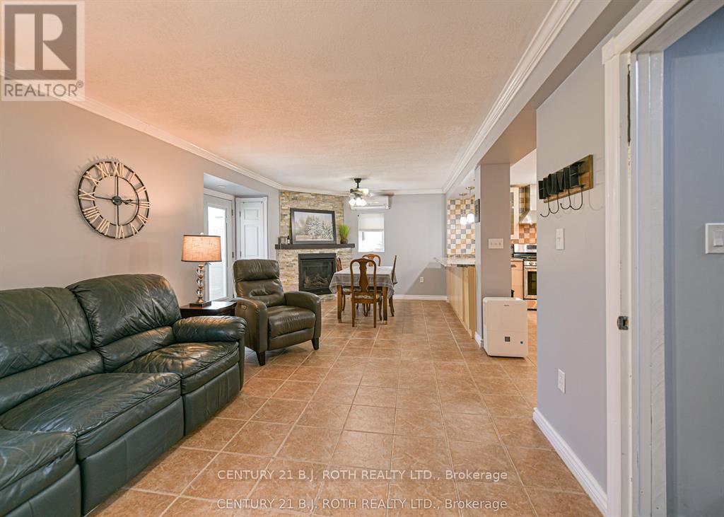 16 First Street, Orillia, Ontario  L3V 4A9 - Photo 32 - S12636590