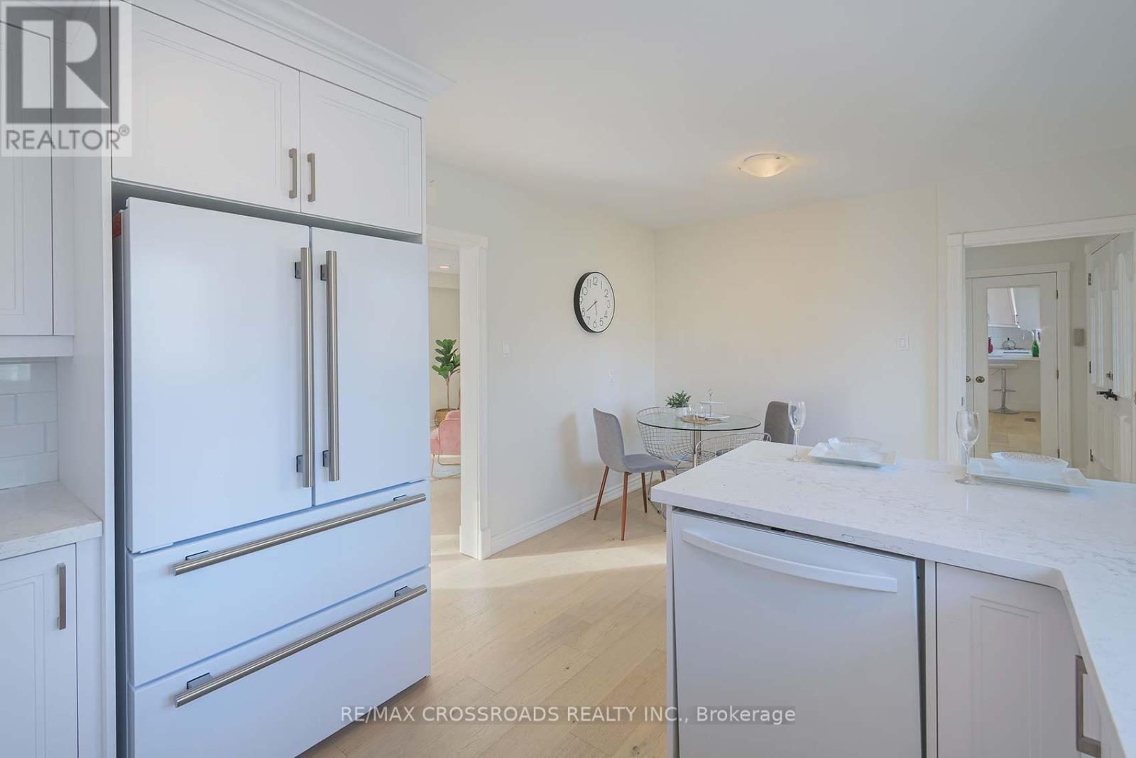 45 Delair Crescent, Markham, Ontario  L3T 2M3 - Photo 11 - N12636676