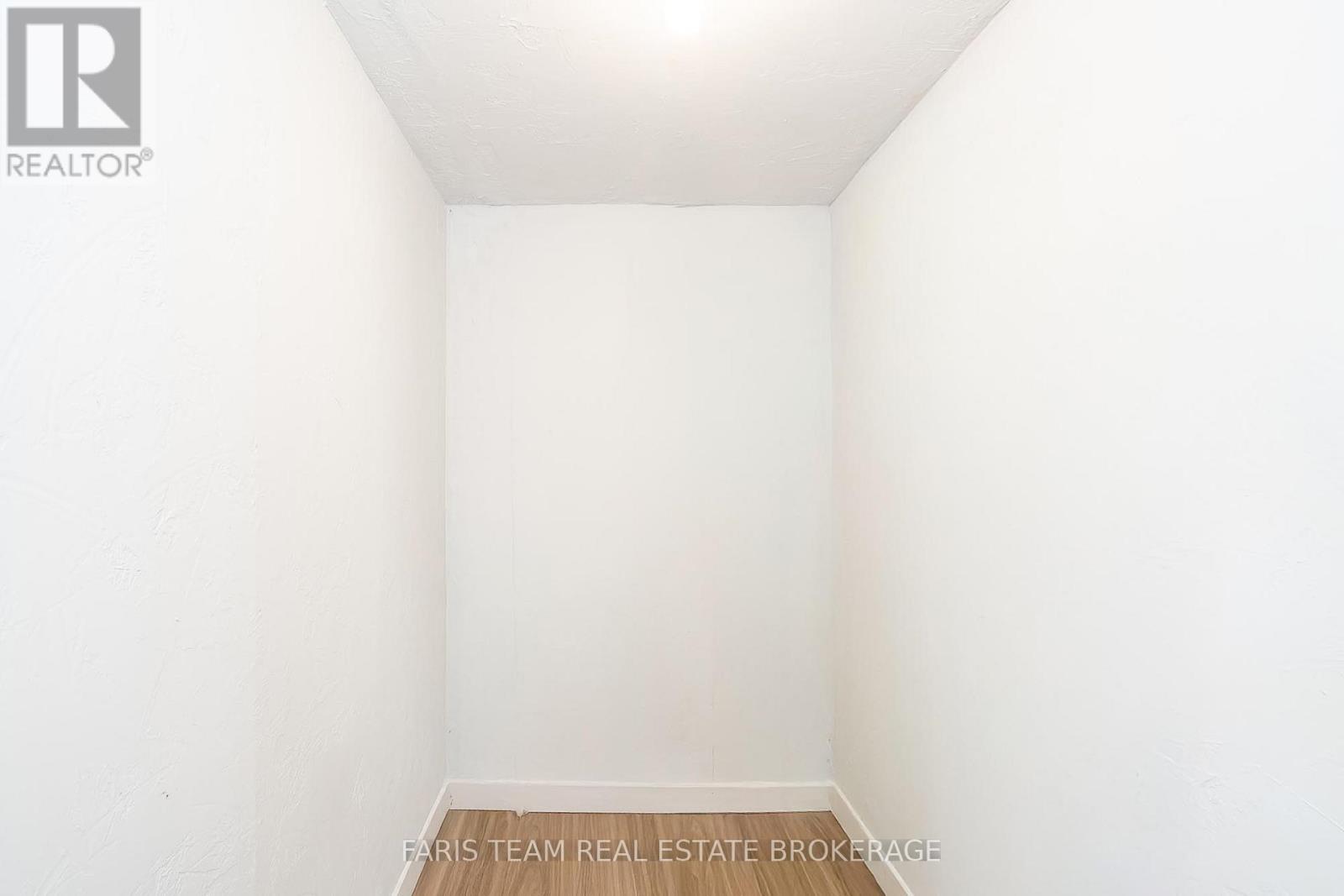 16 Waterside Drive, Tay, Ontario  L0K 1R0 - Photo 15 - S12427263