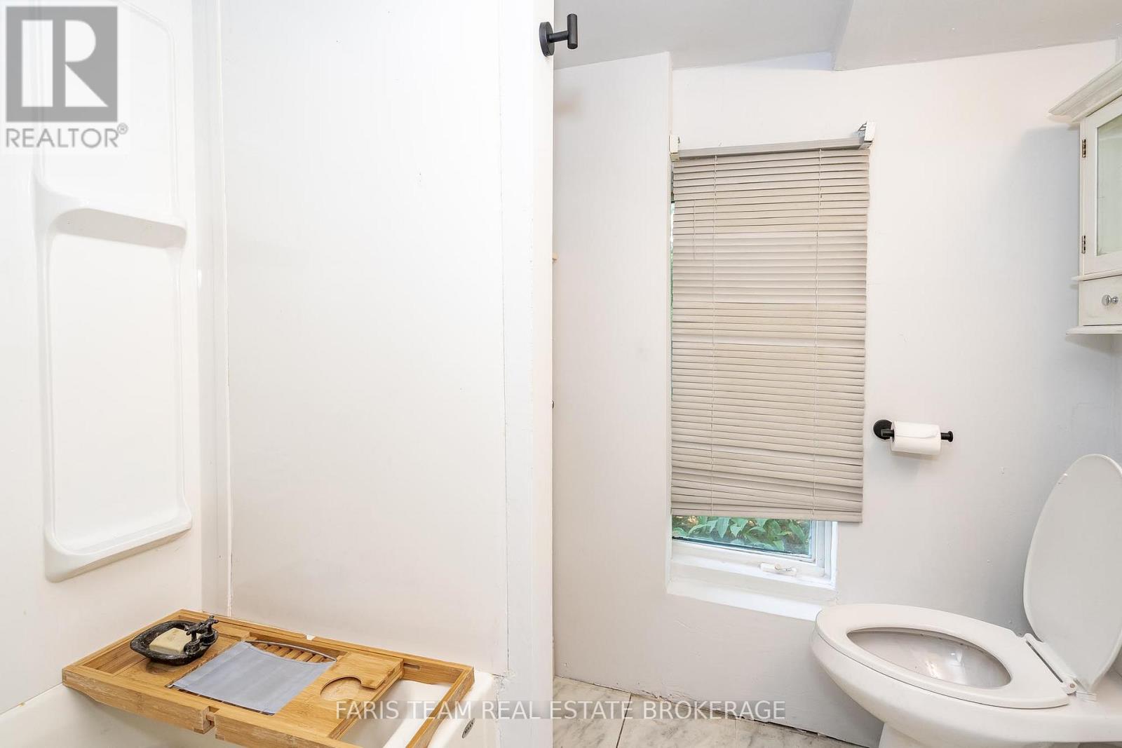 16 Waterside Drive, Tay, Ontario  L0K 1R0 - Photo 16 - S12427263