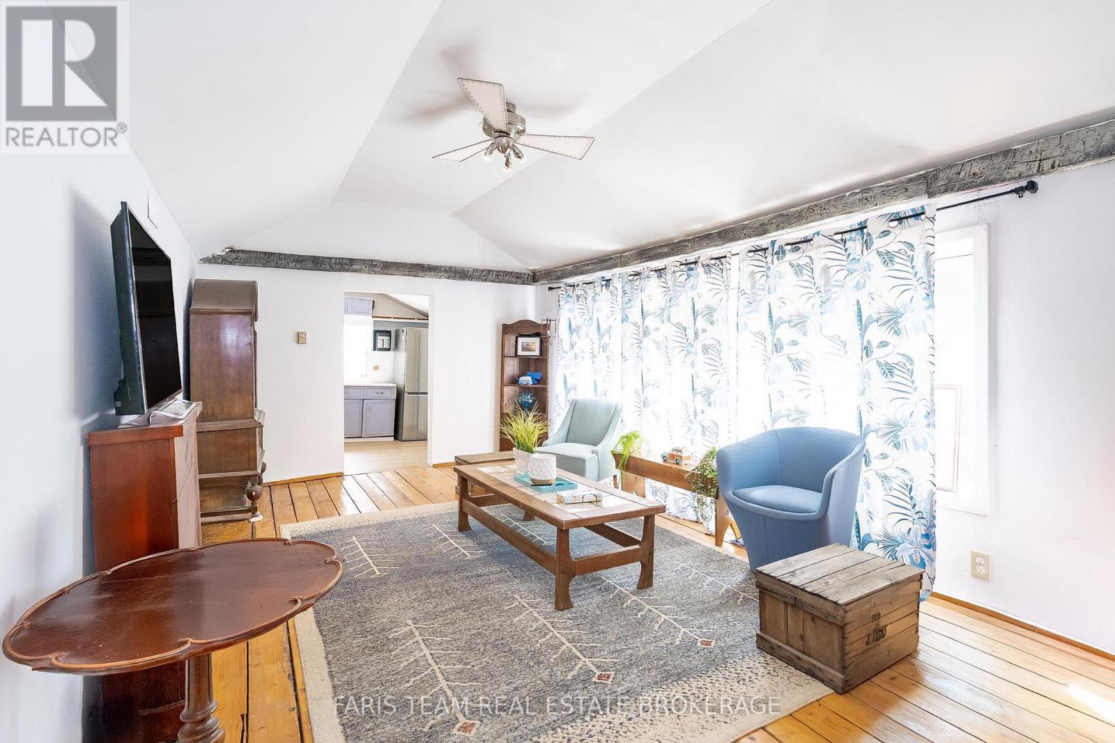 16 Waterside Drive, Tay, Ontario  L0K 1R0 - Photo 12 - S12427263