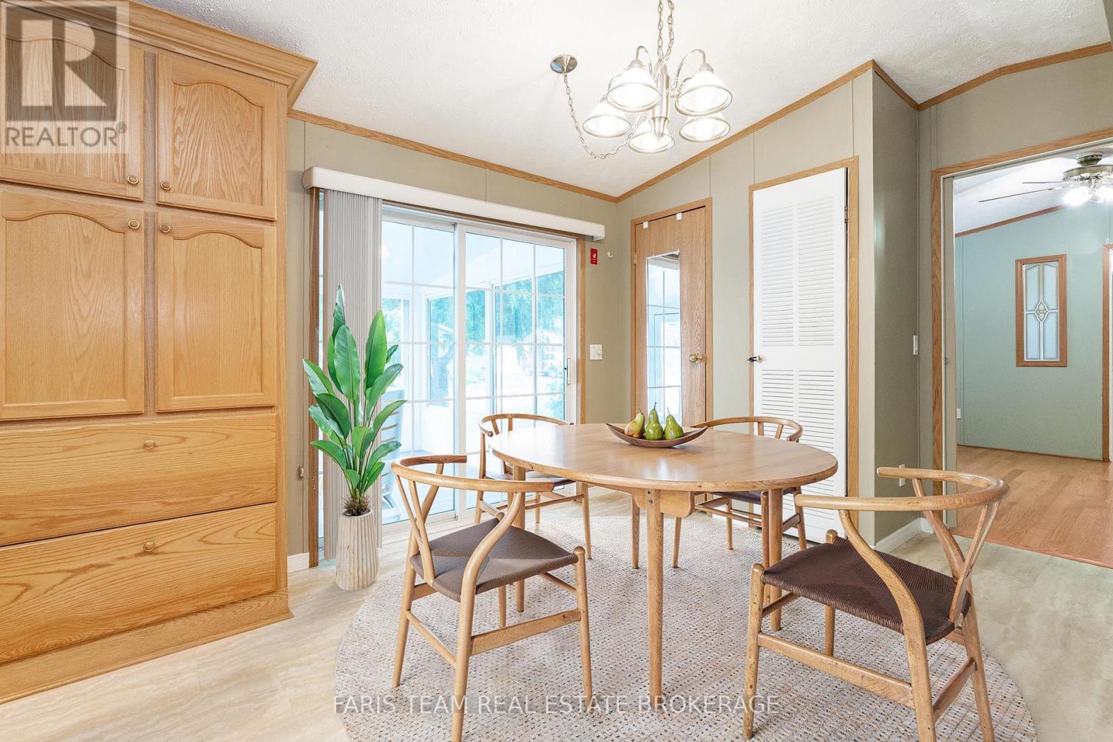 4128 Haines Street, Severn, Ontario  L3V 6H4 - Photo 12 - S12498906