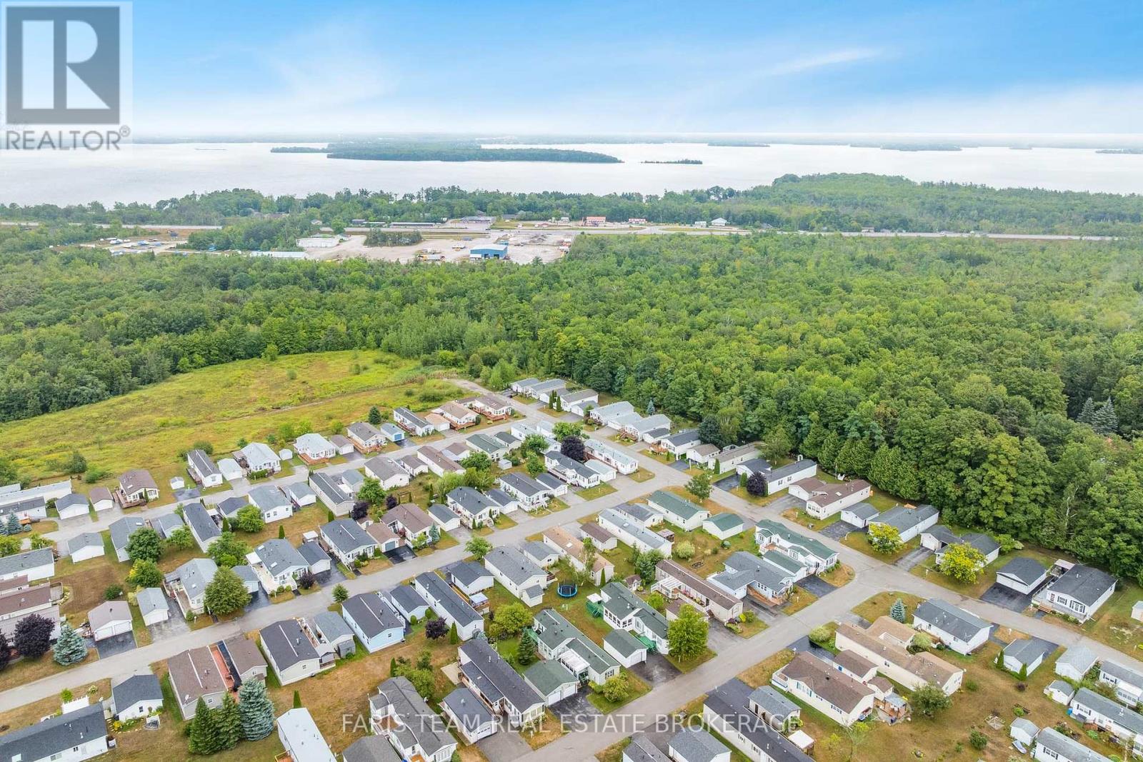 4128 Haines Street, Severn, Ontario  L3V 6H4 - Photo 33 - S12498906