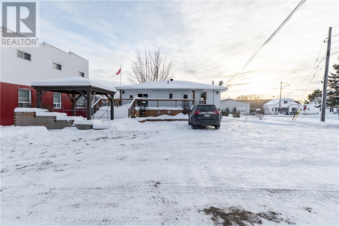 17 Principale W Street, West Nipissing, Ontario P0H 2M0 - Photo 29 - 2125927