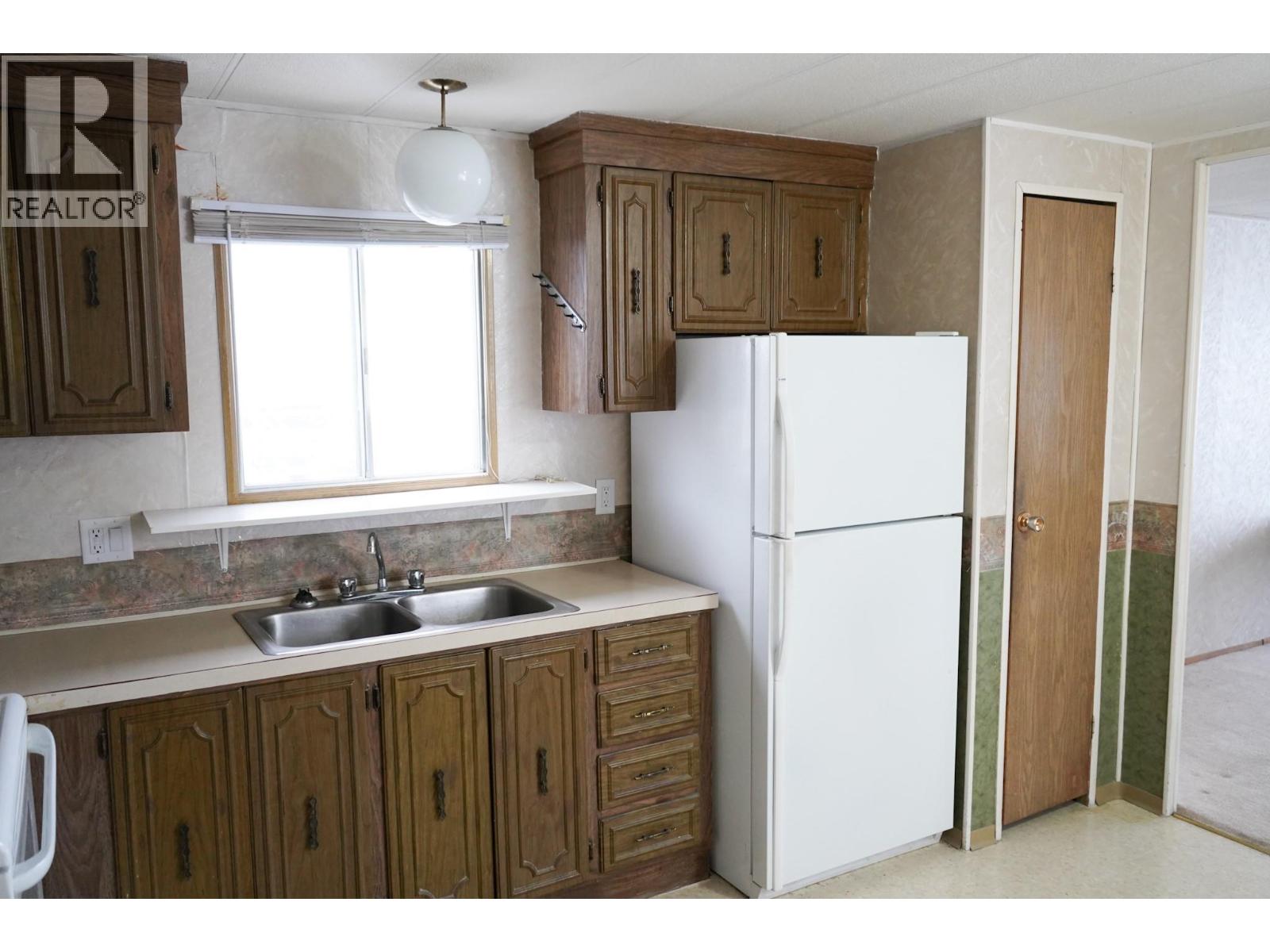 1620 Cariboo Highway 97 Highway Unit# 6, Clinton, British Columbia  V0K 1K0 - Photo 5 - 10371164