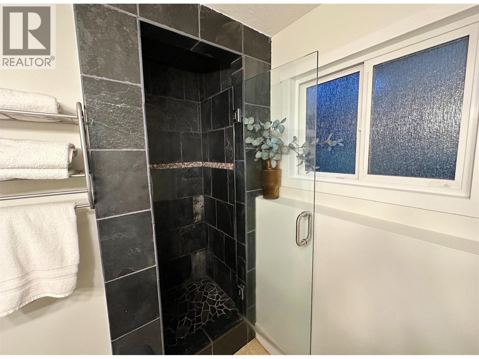 995 Graf Road, Kelowna, British Columbia  V1P 1C1 - Photo 47 - 10371159