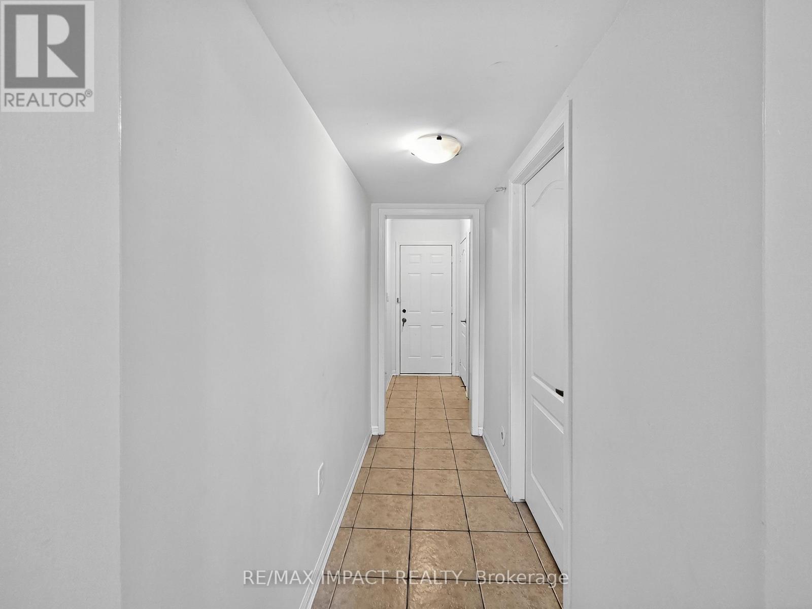 232 Rouge River Drive, Toronto, Ontario  M1B 0A8 - Photo 10 - E12636700