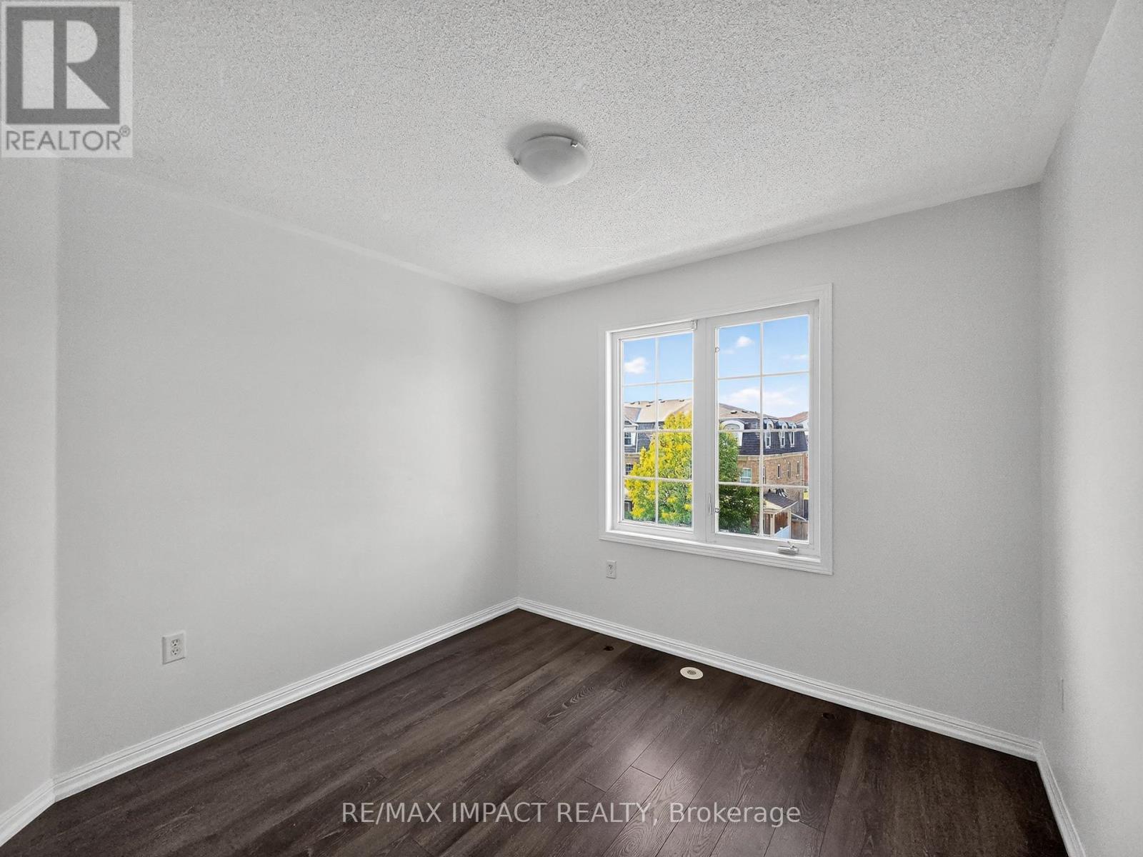 232 Rouge River Drive, Toronto, Ontario  M1B 0A8 - Photo 32 - E12636700