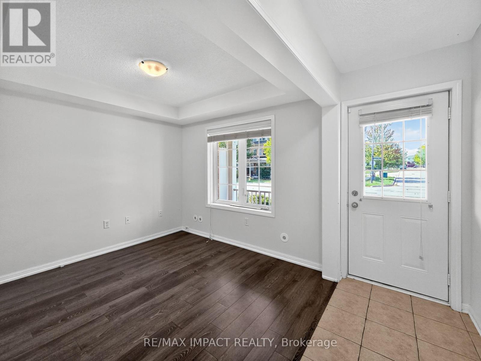 232 Rouge River Drive, Toronto, Ontario  M1B 0A8 - Photo 5 - E12636700