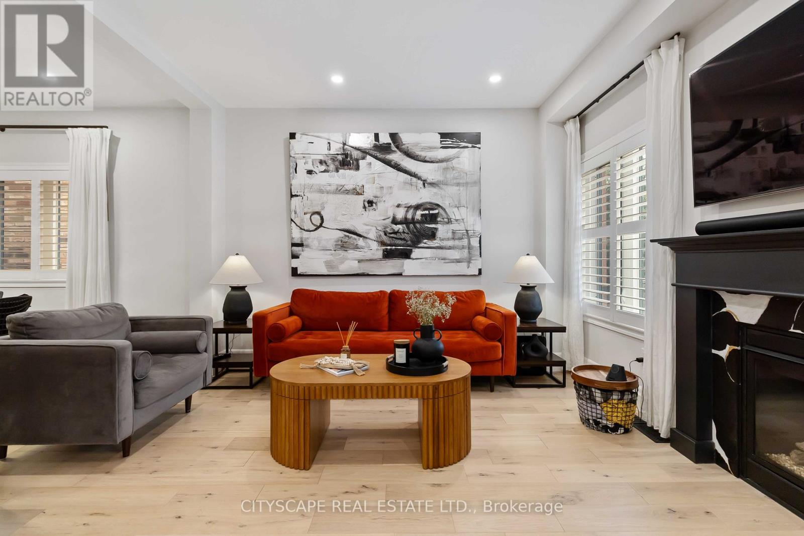 4269 Vivaldi Road, Burlington, Ontario  L7M 0N4 - Photo 11 - W12636554