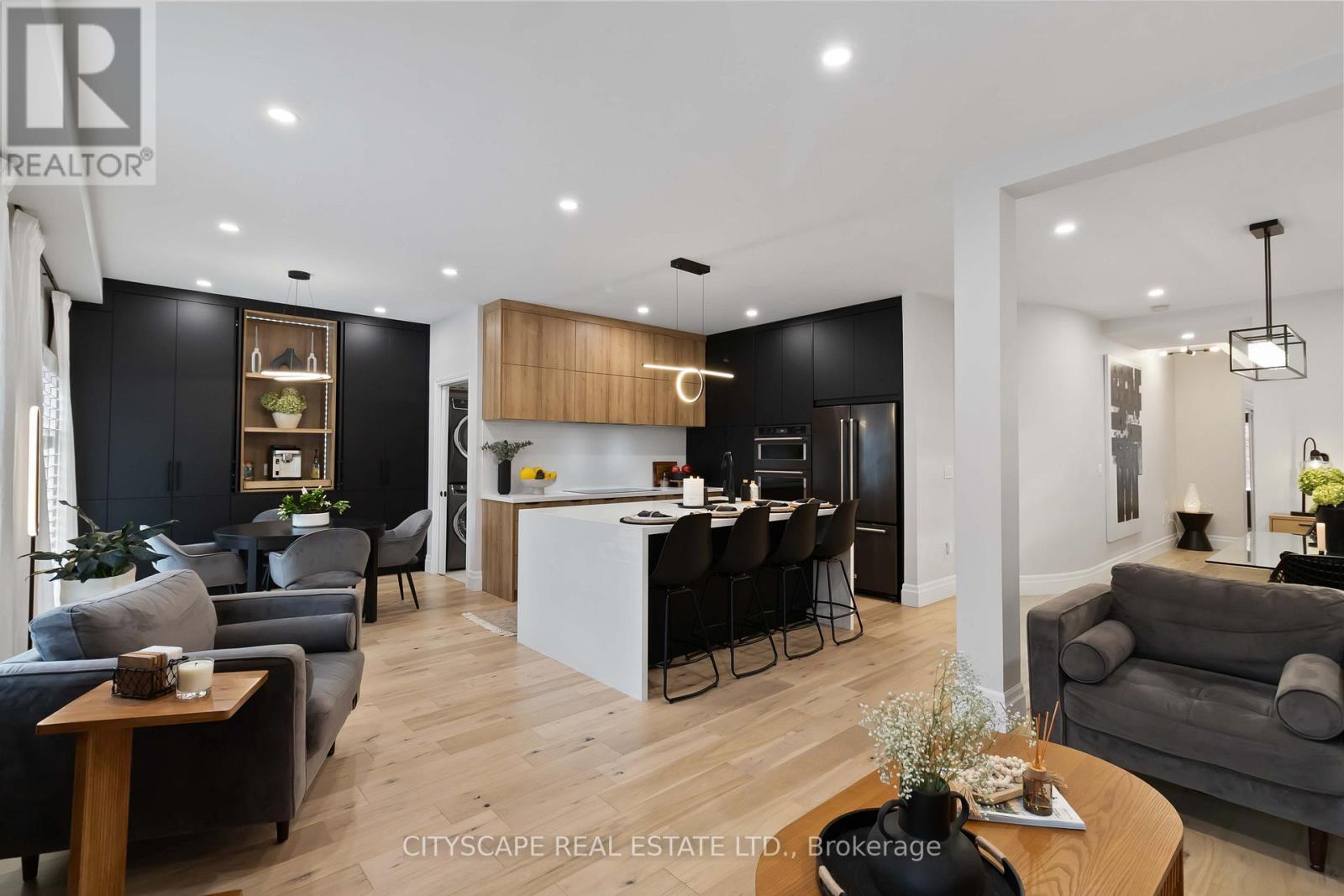 4269 Vivaldi Road, Burlington, Ontario  L7M 0N4 - Photo 12 - W12636554