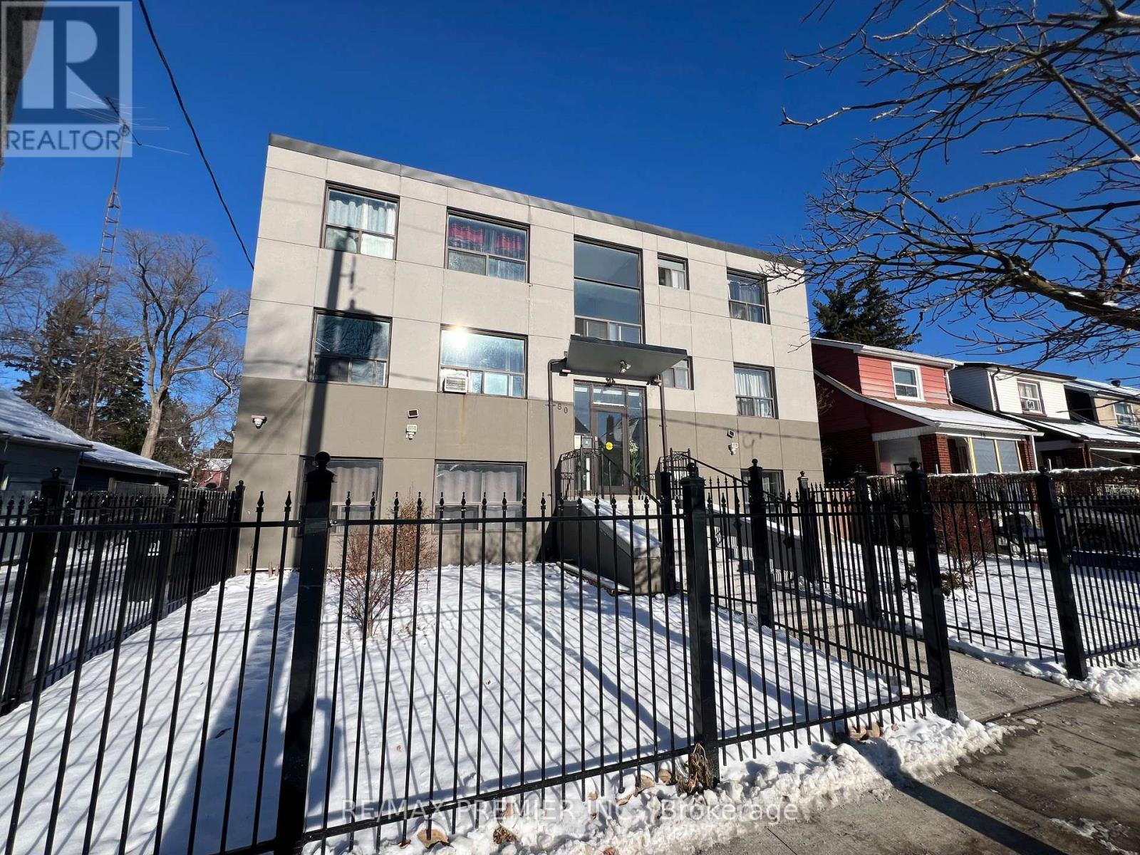 80 Clouston Avenue, Toronto, Ontario  M9N 1A7 - Photo 2 - W12636586