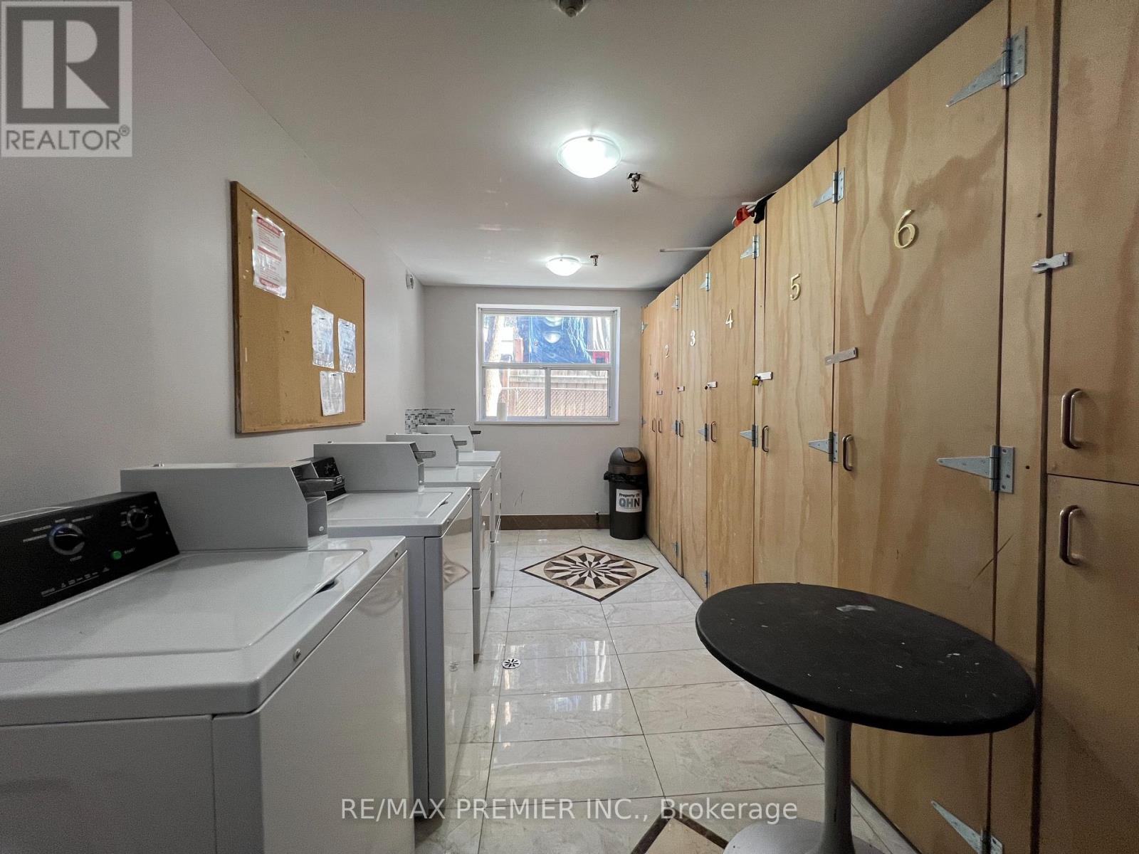 80 Clouston Avenue, Toronto, Ontario  M9N 1A7 - Photo 8 - W12636586