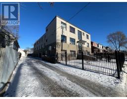 80 CLOUSTON AVENUE, Toronto, Ontario