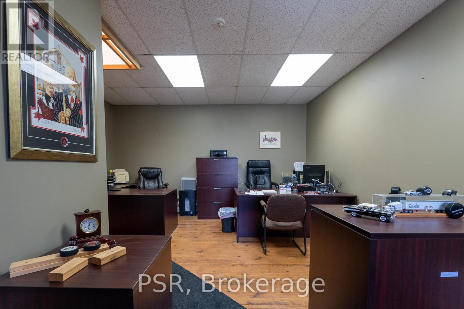 12 - 2 Marconi Court, Caledon, Ontario  L7E 1E5 - Photo 6 - W12636602