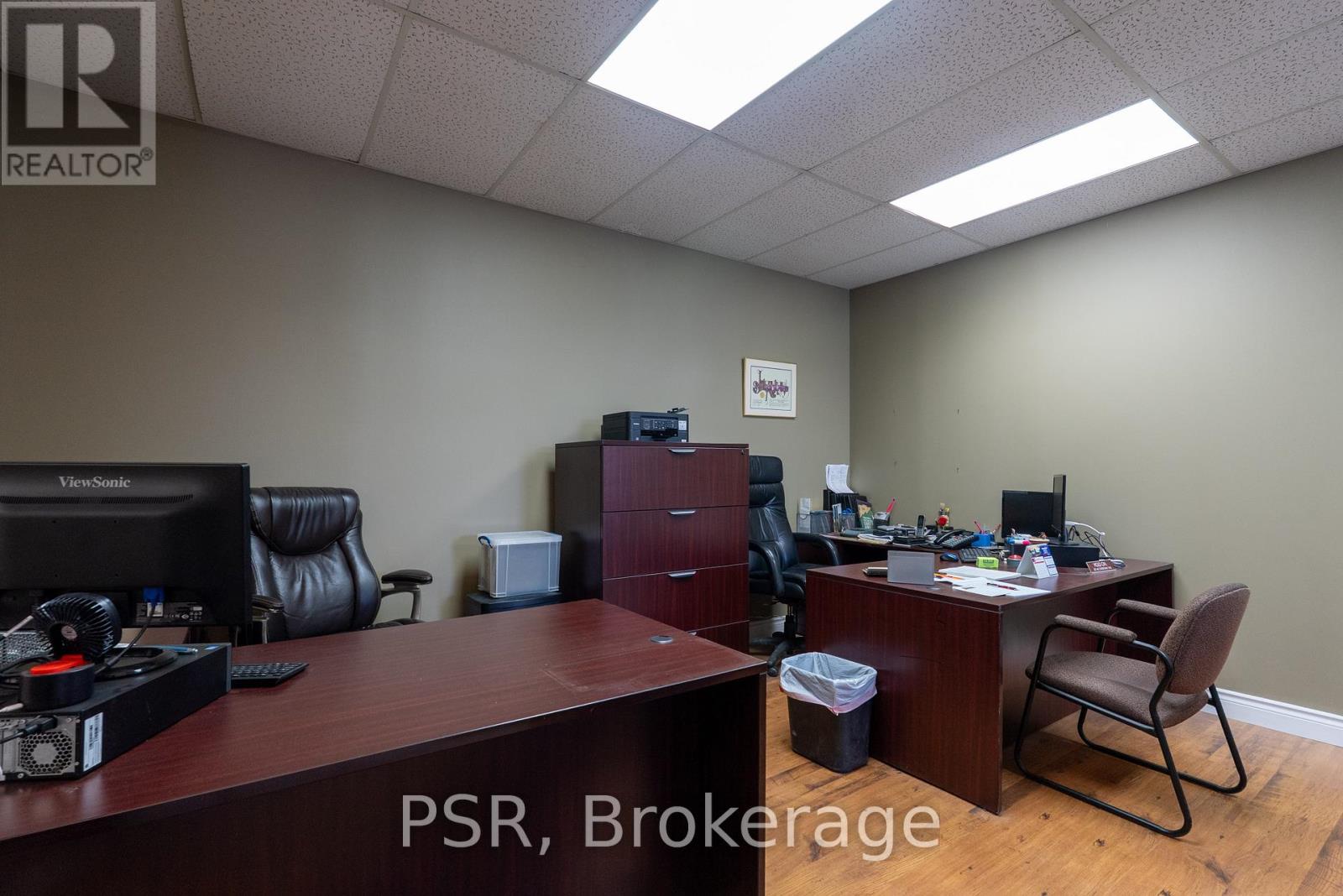 12 - 2 Marconi Court, Caledon, Ontario  L7E 1E5 - Photo 7 - W12636602