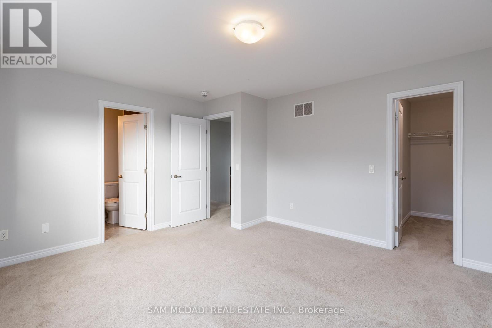 2314 Natasha Circle, Oakville, Ontario  L6M 0L1 - Photo 10 - W12636666