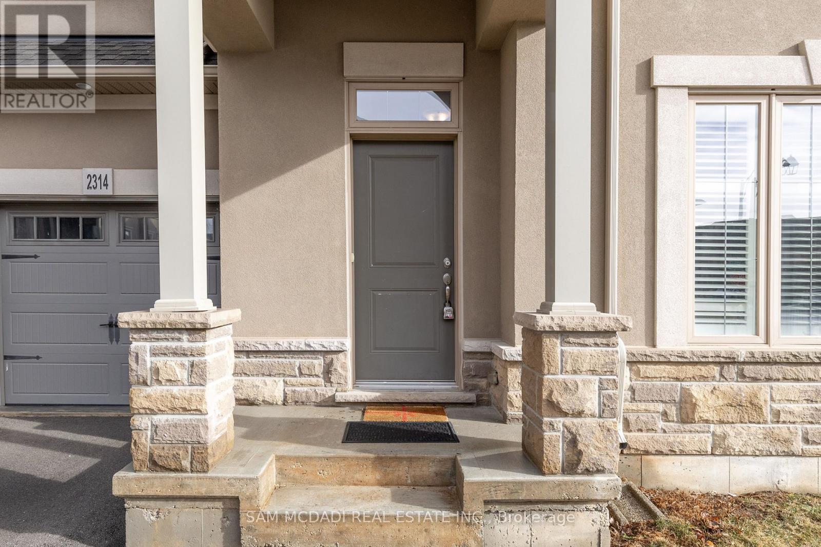 2314 Natasha Circle, Oakville, Ontario  L6M 0L1 - Photo 2 - W12636666