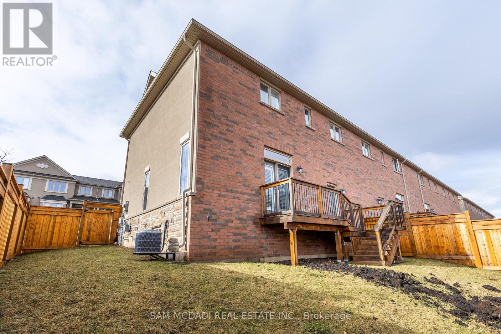 2314 Natasha Circle, Oakville, Ontario  L6M 0L1 - Photo 23 - W12636666