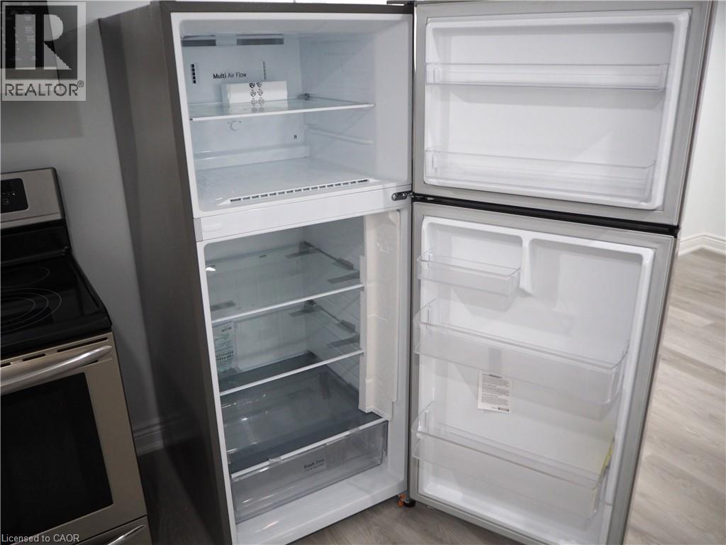 8 Knowles Street Unit# Basement, Hamilton, Ontario  L8K 3V5 - Photo 8 - 40793894