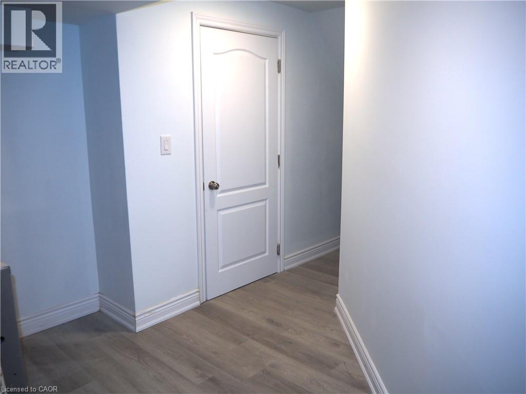 8 Knowles Street Unit# Basement, Hamilton, Ontario  L8K 3V5 - Photo 15 - 40793894