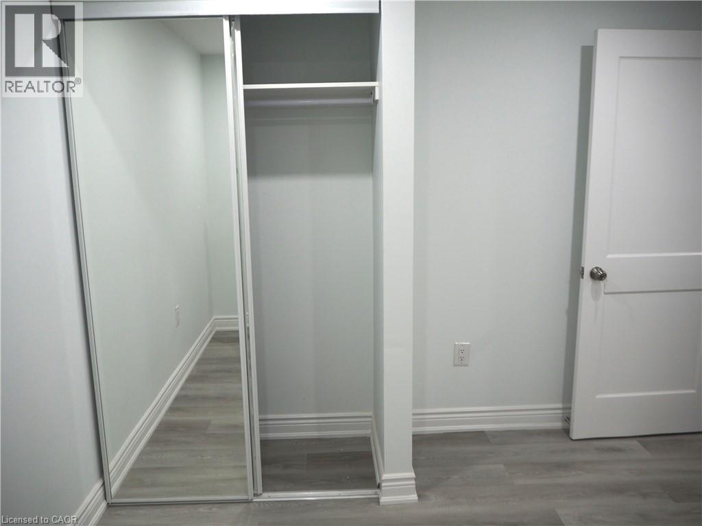 8 Knowles Street Unit# Basement, Hamilton, Ontario  L8K 3V5 - Photo 12 - 40793894