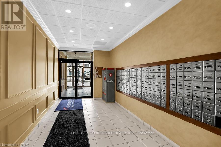 2404 - 389 Dundas Street, London East, Ontario  N6B 3L5 - Photo 23 - X12636738