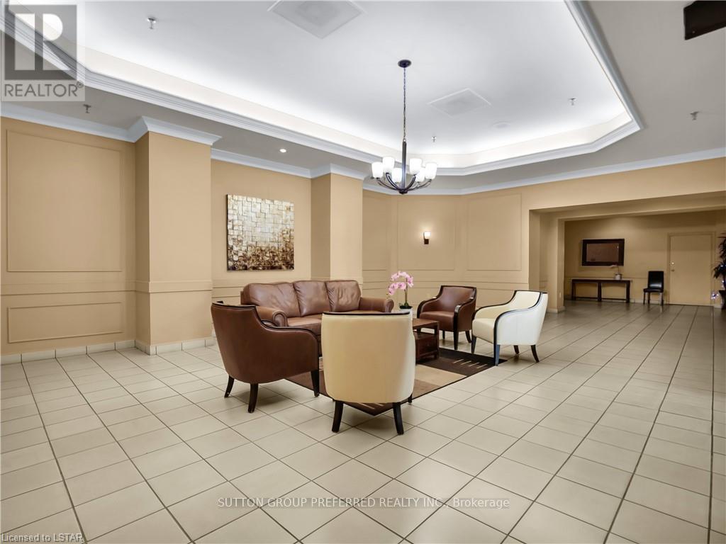 2404 - 389 Dundas Street, London East, Ontario  N6B 3L5 - Photo 26 - X12636738